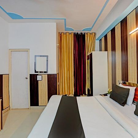 Hotel O Greno House Near Pvr Ansal Plaza نويدا الكبرى المظهر الخارجي الصورة