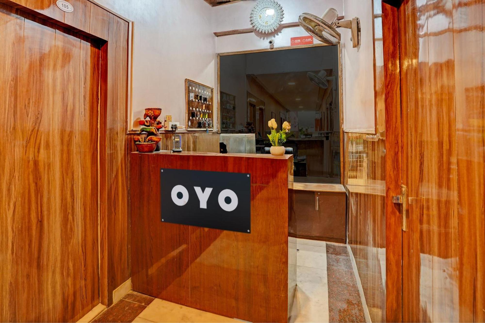 Hotel O Greno House Near Pvr Ansal Plaza نويدا الكبرى المظهر الخارجي الصورة